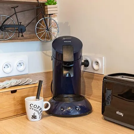 Immeuble Hyper Centre 公寓 *